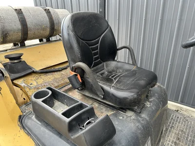 Used 2015 CAT GP40N Liquid Propane Forklifts Michigan US | KD Equipment Sales #1548814