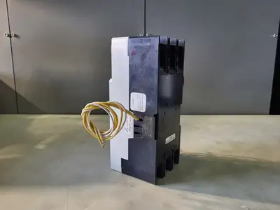 NEW EATON CUTLER-HAMMER HMCP250C5S