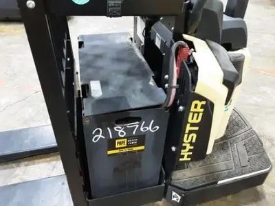 USED 2023 HYSTER B60ZAC2