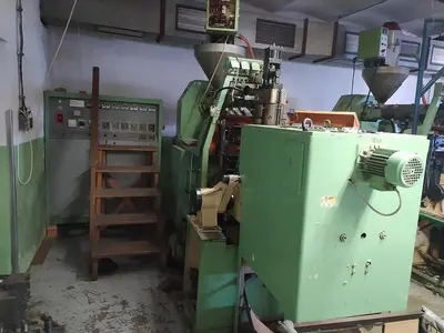 Used 1991 CHODOS M001 Injection Molding Machines CZ | Amaron s.r.o. #1065038