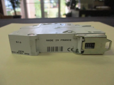 USED Hager MU 010c (451764 8)