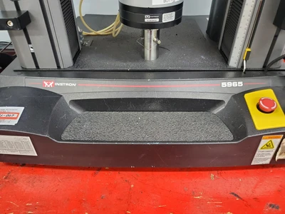 Instron Tensometer Model 5965