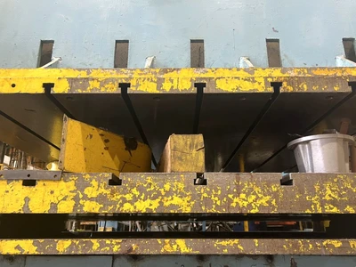 USED WILLIAMS WHITE & COMPANY WILLIAMS WHITE & COMPANY CUSTOM PRESS