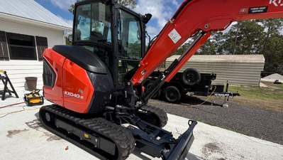 USED 2025 Kubota KX040-5