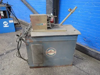 USED MILLER CP300