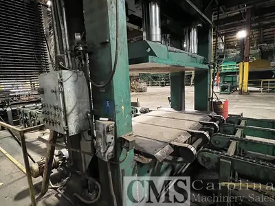 USED GLOBE PLAYWOOD LAYUP LINE AND GLOBE PRESS