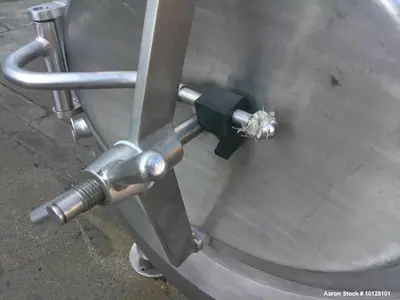 Used 4,500 Liter Stainless Steel Beer Barrel Tank | Jacketed Brewery Process Vessel