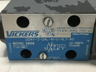 USED VICKERS DG4V-3-2AL-M-U-HL7-60