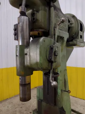 28" CINCINNATI BICKFORD MODEL #3L GEARED HEAD SINGLE SPINDLE  DRILL: STOCK #22815
