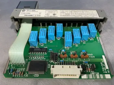 Used ALLENBRADLEY 1746OW8 PLC Input & Output Ohio US | HGR 24 #1507699