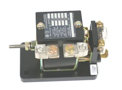 NEW ALLEN BRADLEY 809-A03E INSTANTANEOUS TRIP COIL RELAY SER. A, 809A03E