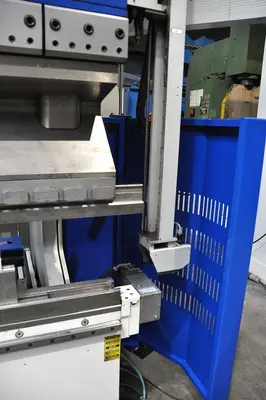 USED TRUMPF TRUMABEND 230 TON X 3050 MM CNC