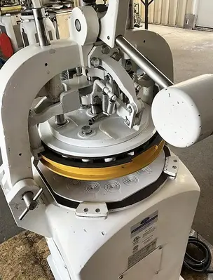 ABS ABSBRD-3 Semi Automatic Divider Rounder | Harvest Equipment and Fabrication Inc (5)