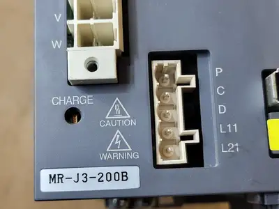 USED MITSUBISHI MR-J3-200B