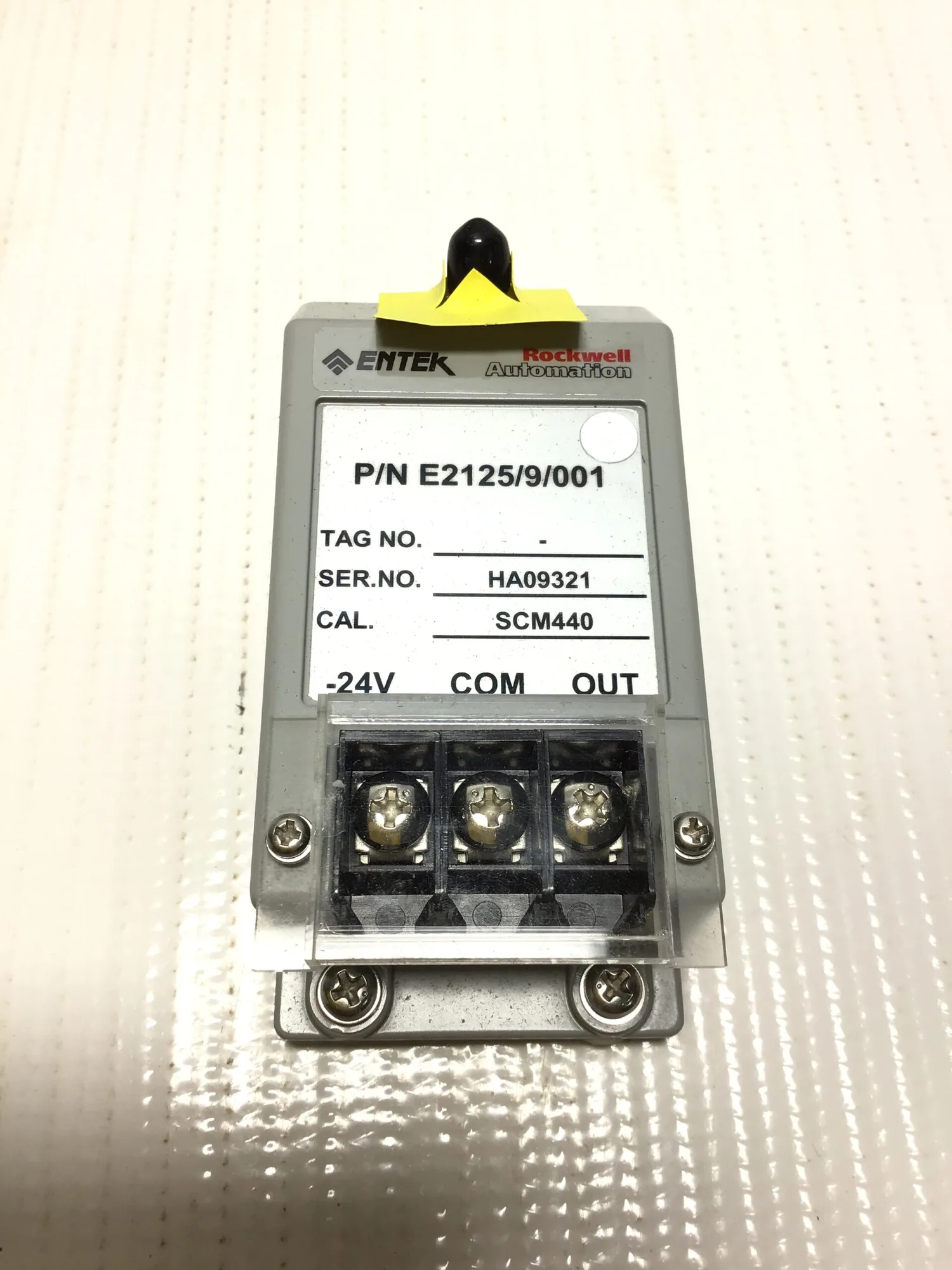 Entek E2125/9/001 – 2100 Probe Driver Transducer Amb Temp -38°C to 85°C -24V
