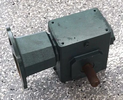 NEW GROVE GEAR BM220-1 GEAR REDUCER 1750 RPM, BM2201