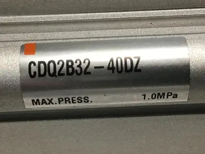 USED SMC CDQ2B32-40DZ +