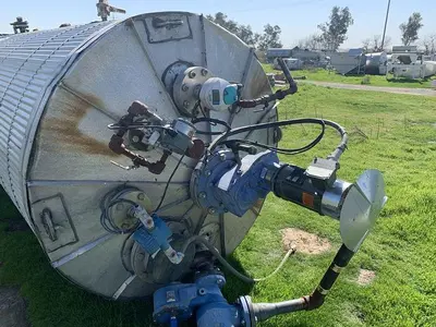Tank, 2,000 Gallon, 316L Stainless Steel, UL 142, 5' X 14', Agitated #S743622