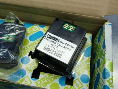 New | in-Stock PHOENIX CONTACT 121713 Misc Electrical & Power Parts Ohio US | HGR 24 #756566