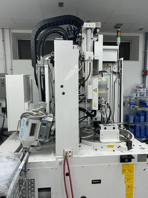 2017 SODICK LP20VRE Vertical Injection Molding Machine | Strand Industrial Machinery Co. (1)