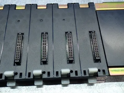 USED OMRON C200HWBC101V1
