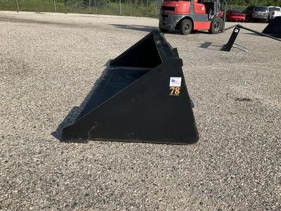 Used TOMAHAWK 78" SMOOTH BUCKET Skid Steer Buckets Michigan US | Miedema Asset Management Group #1342284
