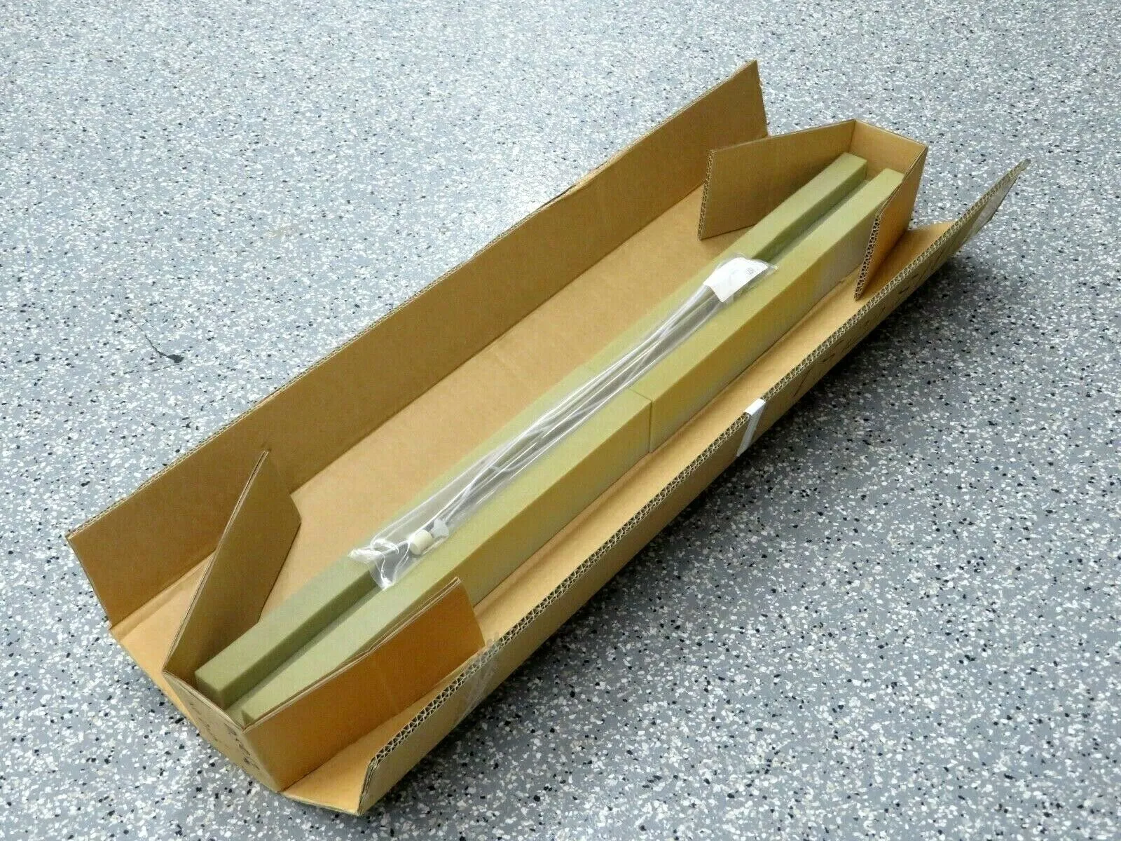 NEW SEALED PKG IST M-500-S1 CURING LIGHT BULB 02730604E M500S1