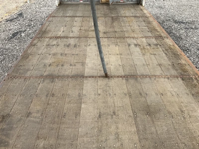 USED SUPREME CURTAINSIDE TRUCK BODY 24’