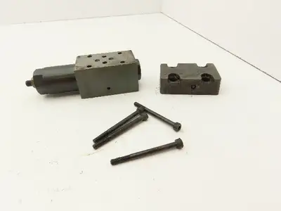 Vickers DGMX1-3-PP-AW-20-JA Sperry Hydraulic Pressure Reducing Valve