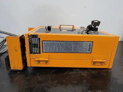 USED WELDOTRON 8271