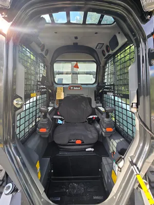 2023 BOBCAT T66 Skid Steer | Iron Listing (1)