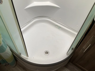 USED 2018 WHITE HAWK 23MRB