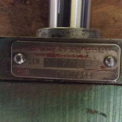 USED SHEFFER 2HHFF5AK