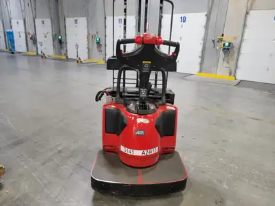 USED RAYMOND 8410