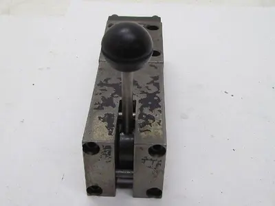 Wundfluh-Hydraulik AH32060L-52017 Hydraulic Valve Hand Lever