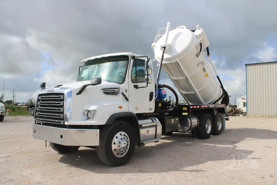 Used 2018 FREIGHTLINER 114SD Septic/Sewer/Vacuum Trucks Texas US | Roll Off Truck World #1491812