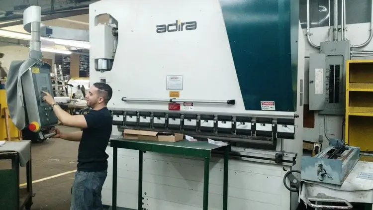 Used 2006 NOT PROVIDED QIHD-9025 Press Brakes | BLUMBERG MACHINERY COMPANY #399033