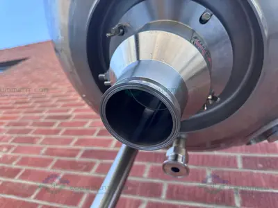 USED LEE 250 LITER SCRAPE AGITATION STAINLESS STEEL HALF JACKETED REACTOR W/ VFD