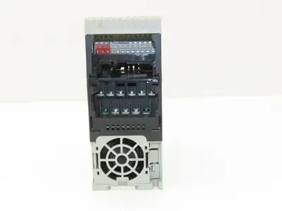 Allen Bradley 25B-D4P0N104 PowerFlex 525 AC Drive 1.5kW 2Hp 380-480V 3ph Ser A
