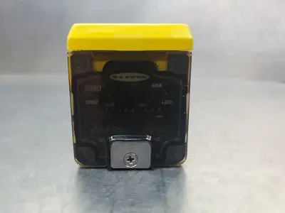 BANNER OPBT2QDH 10-30VDC POWER MODULE W/OSBD OPERATING HEAD MODULE. 3E-26