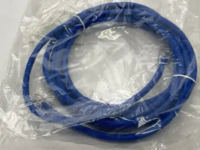 556-110-010 | Legrand  Q-Series Patch Cords CAT6 Non-Booted Blue 10ft LOT OF 5 - New