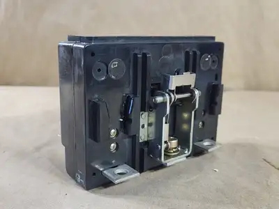 New | in-Stock CUTLER-HAMMER KT3200T Switchgears British Columbia CA | Lenmark #239201