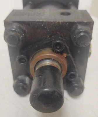 NEW Schrader Bellows FHC118411