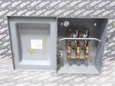 Cutler Hammer 4143H442 Type D Fusible Safety Switch 60 Amps 240VAC Used