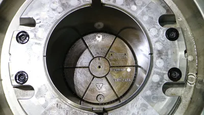 USED Injection Mold 5 Gal Screw Top