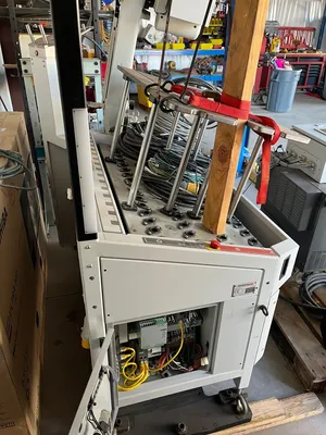 2017 FANUC ROBOSHOT M-20iA Robots | Midstate Machinery (5)