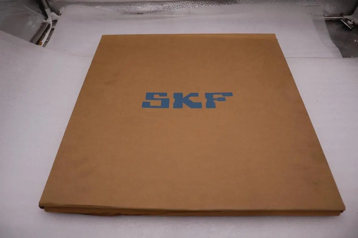 CR (SKF) Radial Shaft Seal 1375387 NEW IN BOX STOCK (FOUR AVAILABLE) 1453B