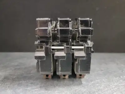 Used FEDERAL PIONEER NA315 Switchgears British Columbia CA | Lenmark #243833