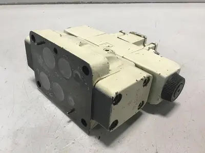 USED VICKERS DG4V-3S-6C-M-FW-D7-H5-60-P10