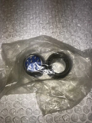 NEW Amphenol MS3106A185-1S